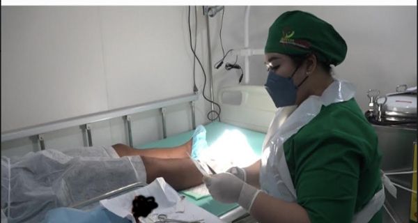 Catatan Kecil Sang Sukarelawan Dokter Bedah, Siap Operasi Pasien di Atas Kapal - JPNN.com