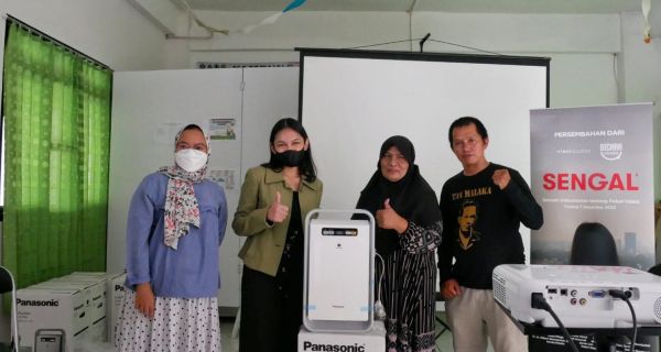 Gandeng Bicara Udara, Panasonic Gobel Beri 10 Unit Air Purifier kepada Kelompok Rentan - JPNN.com