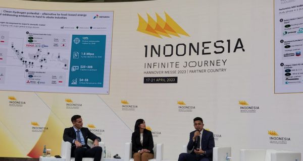 Dukung Target Pemerintah NZE 2060, Ini Inisiatif Hijau Pertamina - JPNN.com