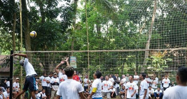 Sedulur Saklawase Terus Gerilya di Semarang lewat Sejumlah Kegiatan Sosial - JPNN.com