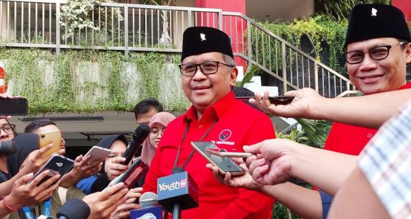 Hasto Sebut Denny Indrayana Menciptakan Spekulasi Politik yang Tidak Perlu - JPNN.com