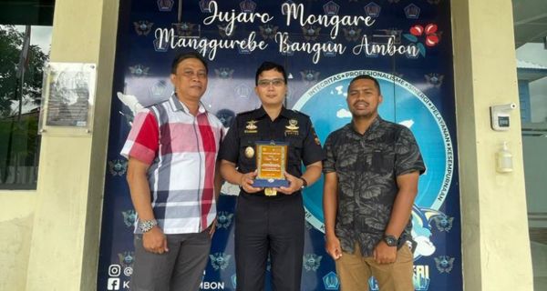 Komitmen Bea Cukai Ambon Berikan Pelayanan Prima Berbuah Penghargaan dari Perum Bulog - JPNN.com