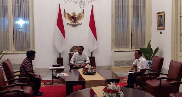 Malam-malam, SYL Temui Jokowi di Istana, Mengaku Siap Menghadapi Proses Hukum - JPNN.com