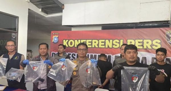 Detik-detik Menegangkan Perampok Baku Tembak dengan Polisi, Oh Aiptu Edi - JPNN.com