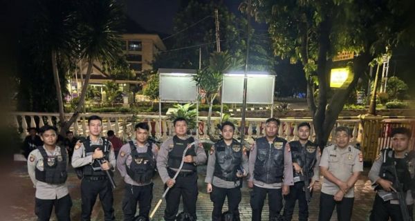 Mau Tawuran, 9 Remaja Bersenjata Tajam Ditangkap Polisi di Jakarta Barat - JPNN.com