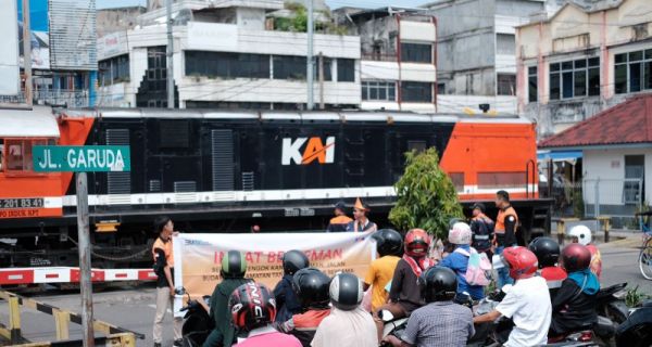 Antisipasi Macet di Pelintasan, Irjen Rachmad Minta KA Babaranjang Atur Waktu Perjalanan - JPNN.com