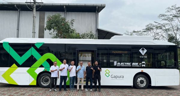 VKTR & Gapura Angkasa Hadirkan Bus Listrik Ramah Lingkungan di Bandara Soetta - JPNN.com