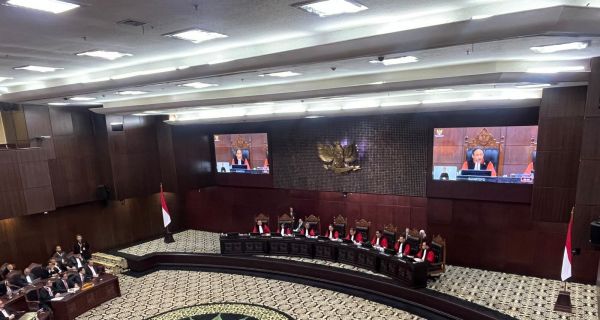 PBMA Ajak Semua Pihak Patuhi Keputusan MK - JPNN.com