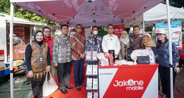 Bank DKI Subsidi 1.000 Paket Sembako untuk Penyediaan Bahan Pangan Murah di Jakarta - JPNN.com