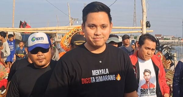 Nelayan Tambaklorok Deklarasi Dukung Dico Ganinduto Maju Pilwakot Semarang 2024 - JPNN.com