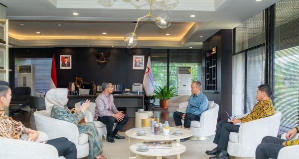 Menperin Agus Gumiwang Ajak Ketua Baru Kadin Indonesia Bersama Membangun Industri - JPNN.com