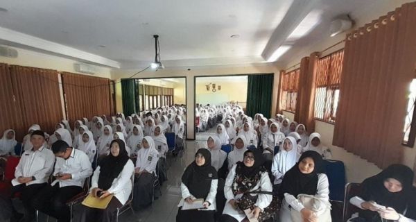 Ganesha Operation Bersama Kemenag Perkuat Persiapan UTBK-SNBT Siswa MA Jabar - JPNN.com