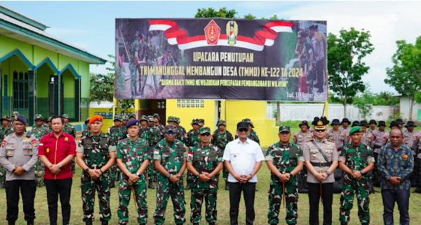 Brigjen TNI Antoninho Hadiri Upacara Penutupan TMMD ke-122 Kodim 1503/Tual - JPNN.com