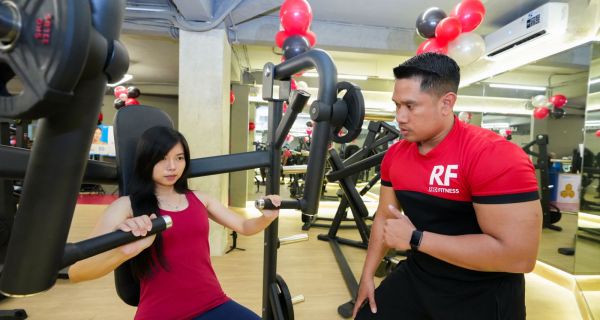 Nyaman dan Standar Internasional, Red Fitness Buka Cabang Baru di Barito - JPNN.com