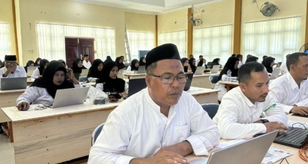 Honorer Tua Ikut Seleksi Kompetensi Teknis Tambahan PPPK 2024, Semoga Lulus Semua - JPNN.com