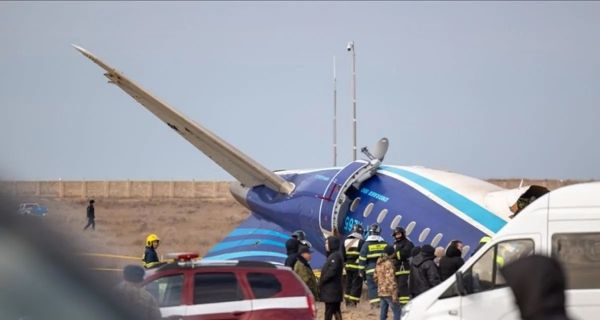 Kecelakaan Pesawat Azerbaijan Airlines di Kazakhstan, 38 Orang Tewas - JPNN.com