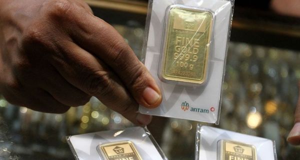 Harga Emas Antam Selasa 31 Desember Turun, Jadi Sebegini Per Gram - JPNN.com