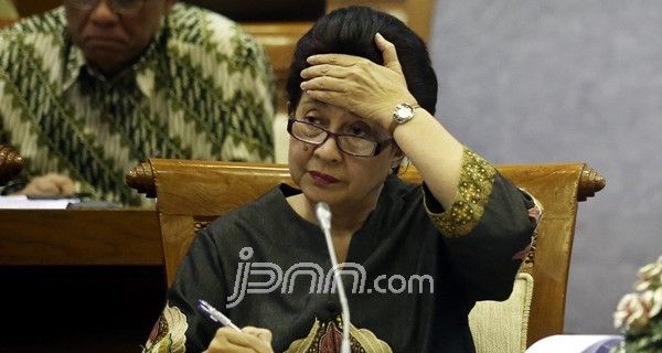 Menteri Nila Imbau Wartawan Rutin Cek Kesehatan - JPNN.com