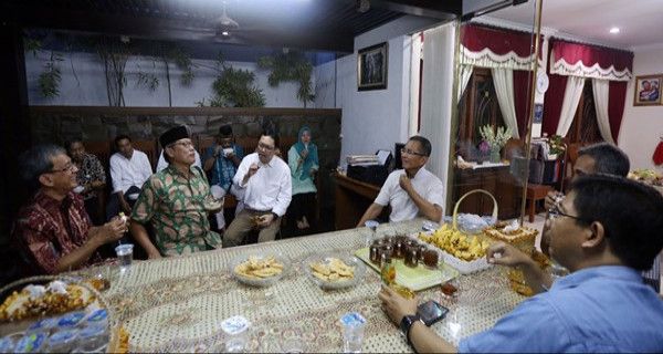 Pengurus IKA Unair Temui Dahlan Iskan - JPNN.com