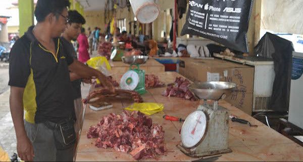 Harga Daging Sapi Naik, Ayam Mahal - JPNN.com