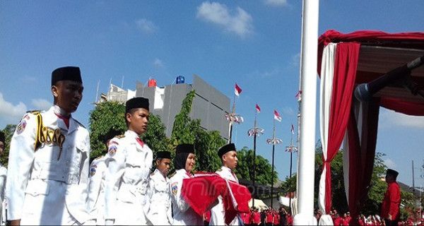 Merasa Dizalimi, Perhimpunan SMP Swasta Ancam Boikot Perayaan HUT RI - JPNN.com