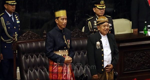 Dailami Firdaus Apresiasi Pilihan Pakaian Jokowi-JK di Sidang Tahunan MPR - JPNN.com