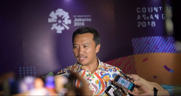 Kemenpora Sambangi Kediaman Almarhum Ilham Maulana Paskibra Asal Pontianak - JPNN.com