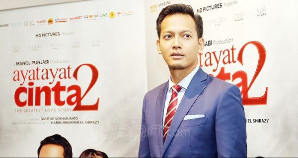 Ayat Ayat Cinta 2 Tembus Top 5 Film Terlaris - JPNN.com