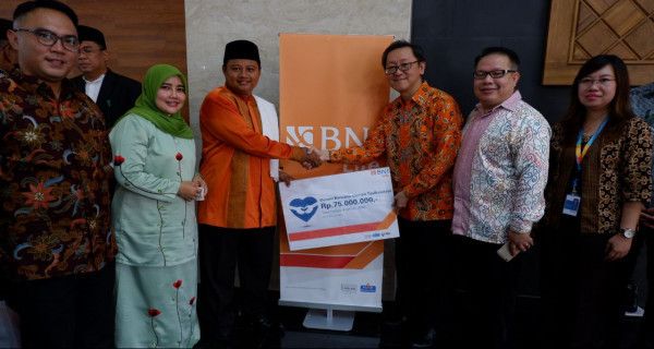 BNI Life Berikan Bantuan CSR untuk Korban Gempa Tasikmalaya - JPNN.com