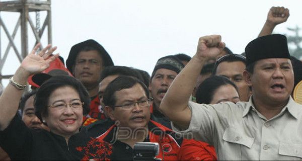 Koalisi Dadakan PDIP-Gerindra Ibarat Benci Tapi Rindu - JPNN.com