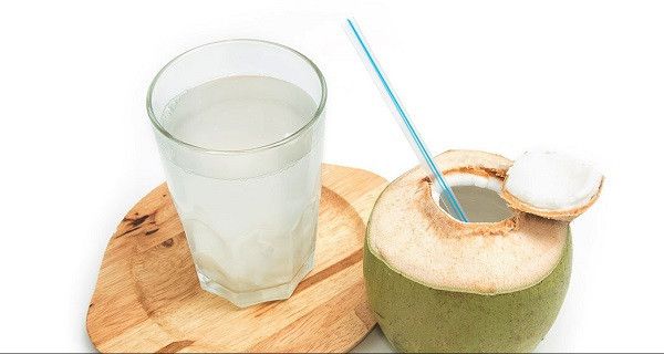6 Manfaat Air Kelapa untuk Penderita Diabetes - JPNN.com