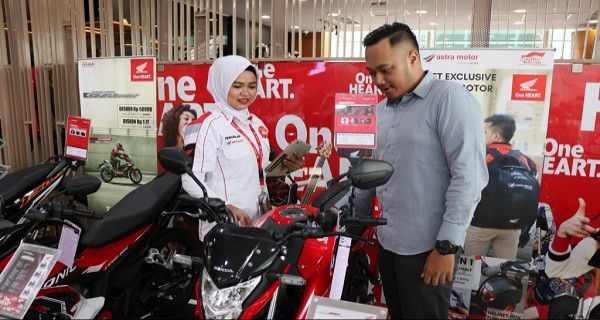 All New Honda CB150R Masih Rajai Kelas Sport 150cc - JPNN.com