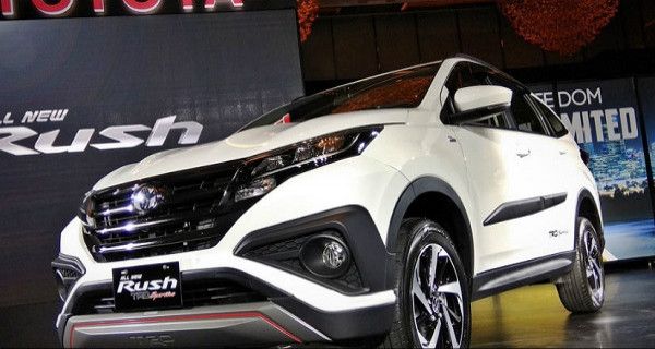 Genjot Penjualan, Toyota Rush Baru Keliling Transmart - JPNN.com