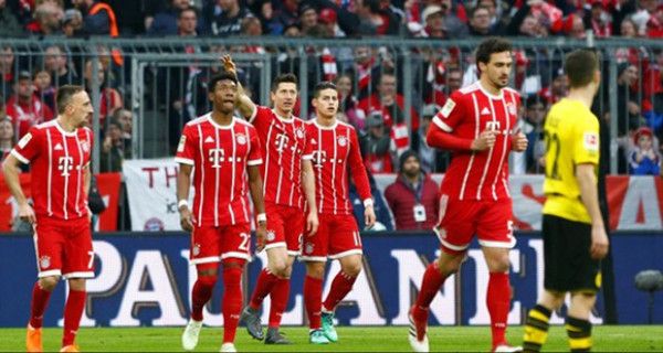 Bayern Muenchen Menang Setengah Lusin Gol Atas Dortmund - JPNN.com