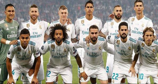 Lihat! Formasi di Foto Starting XI Real Madrid Kok Bisa Sama - JPNN.com