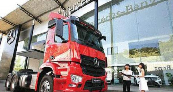 Kendaraan Niaga Mercedes Benz Dapat Berkah dari Pertumbuhan Infrastruktur - JPNN.com