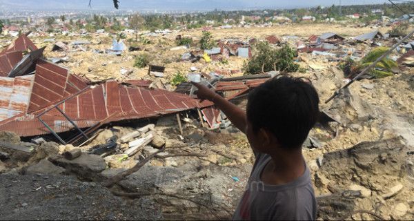 Kisah Pilu Ridwan Bocah Kelas 5 Korban Gempa Palu, Oh Mama - JPNN.com