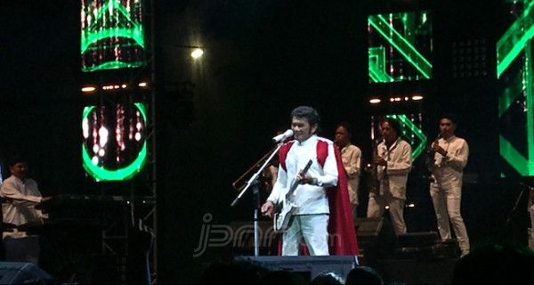 Pesan Rhoma di Synchronize Fest: Tanpa Musik Dunia Tak Asyik - JPNN.com