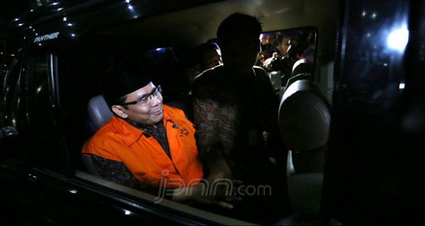 Semoga Taufik Kurniawan Legawa Mundur dari Wakil Ketua DPR - JPNN.com