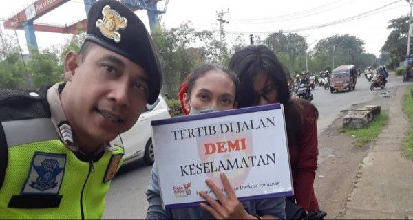 Bripka Willy Melakukan Penilangan Aneh, Videonya Viral - JPNN.com