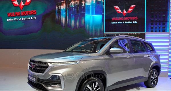 Punya Fitur Asisten Suara, Wuling Almaz Pede Bersaing di Segmen SUV Rp200 Jutaan - JPNN.com