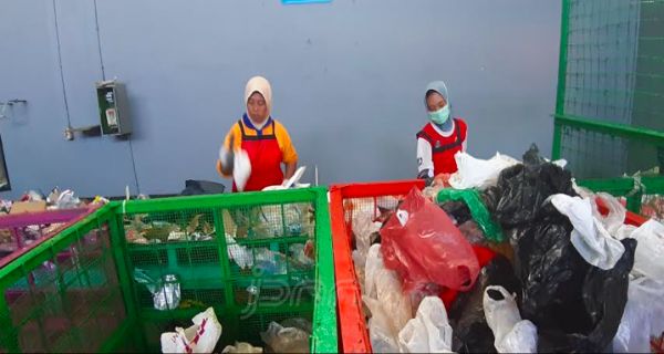 KLHK Dorong Pemda Buat Kebijakan Kurangi Sampah - JPNN.com