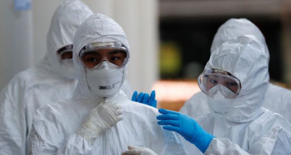 Ratusan Ribu Warga Inggris Mendaftar Jadi Relawan Pembasmi Virus Corona - JPNN.com