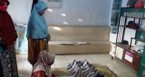 Suami Istri Tewas Terkapar Usai Pesta Miras Oplosan - JPNN.com