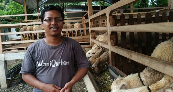 Tanfidzul Khoiri, Milenial asal Madiun, Peternak yang Punya Omzet Rp 90 Juta per Bulan - JPNN.com