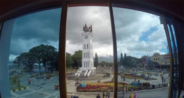 Pengamen Meresahkan di Kawasan Jam Gadang Disikat Petugas - JPNN.com