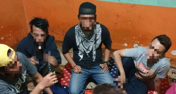 Polisi Temukan Satu Kotak Butiran Peluru di Rumah Pengedar Narkoba - JPNN.com