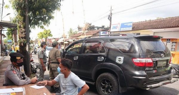 Anggota DPRD Kabur Saat Terjaring Razia Masker, Alasannya Konyol Banget - JPNN.com