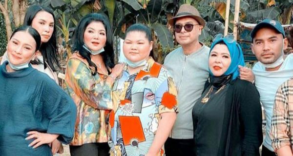 Aleta Molly Garap Serial Keluarga Sosialita, Begini Ceritanya - JPNN.com