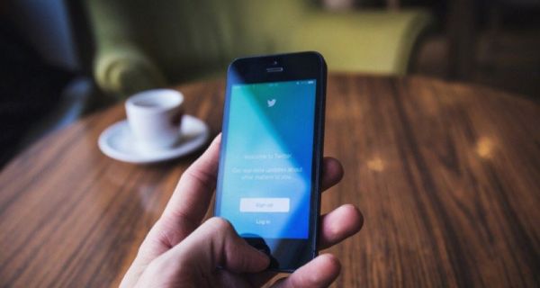 Twitter Punya Fitur Baru yang Bisa Hapus Informasi Tak Benar - JPNN.com